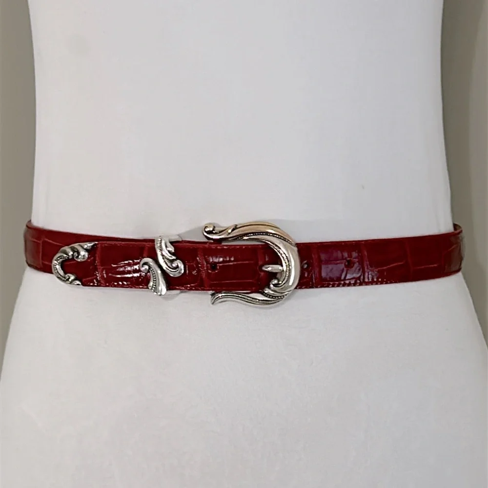 Coldwater Creek red‎ embossed leather belt. Filigree Silver buckle. Size Medium.